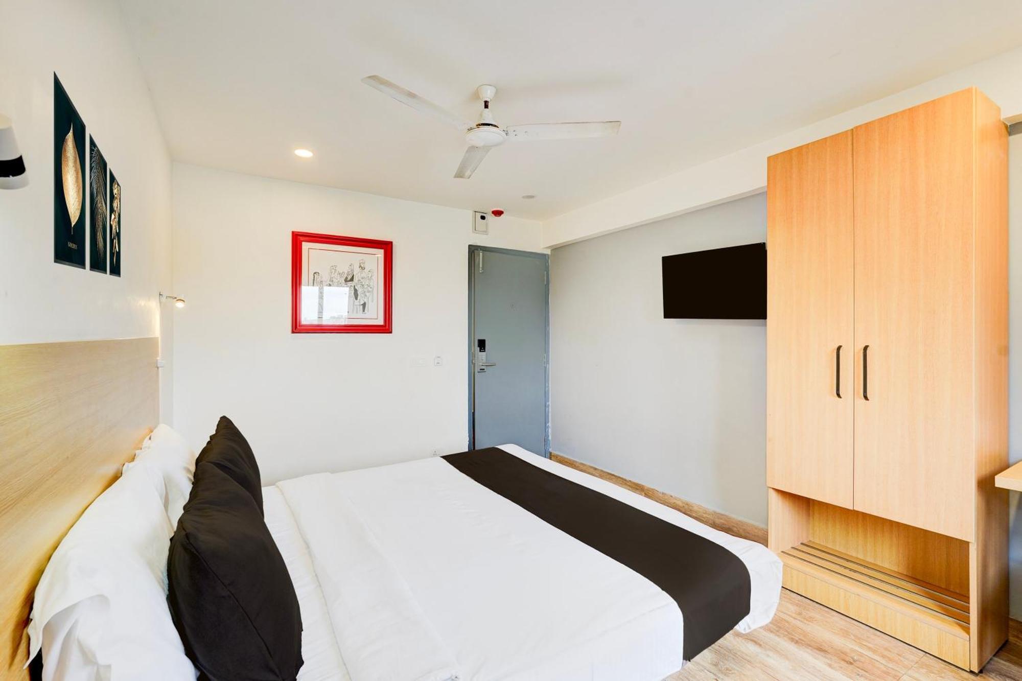 Super Townhouse Tirupati Hotell Eksteriør bilde